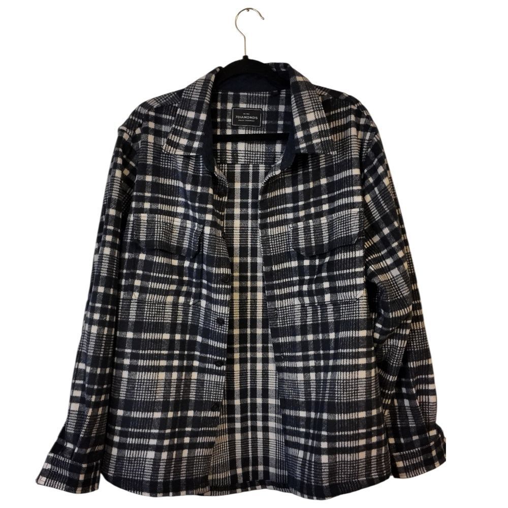 7 Diamonds Blue and White Soft Plaid Flannel Size L